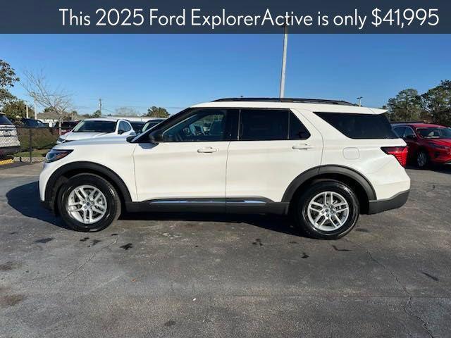 new 2025 Ford Explorer car, priced at $41,995