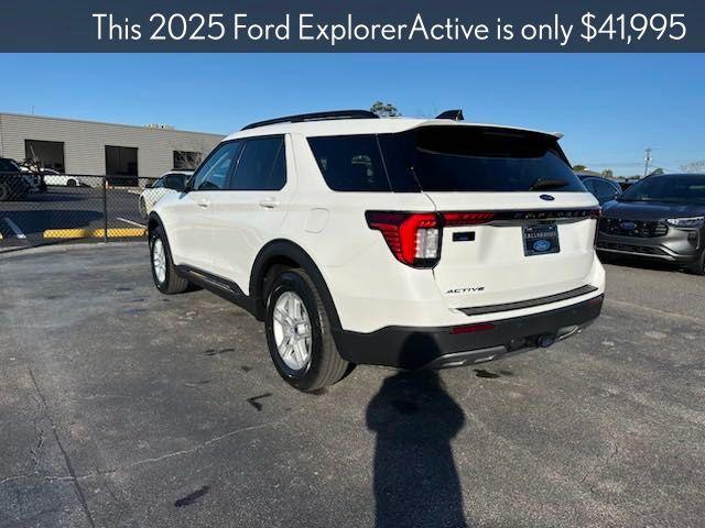 new 2025 Ford Explorer car, priced at $41,995