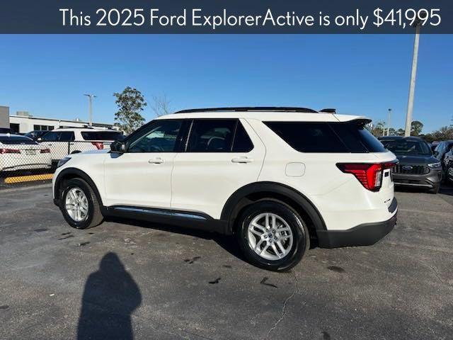 new 2025 Ford Explorer car, priced at $41,995