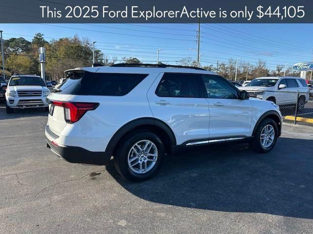 new 2025 Ford Explorer car, priced at $44,105