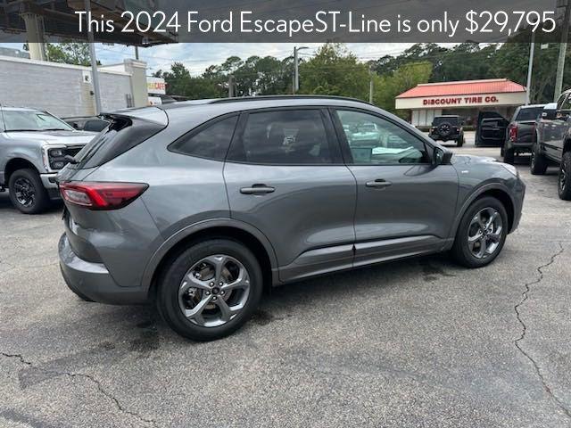 new 2024 Ford Escape car, priced at $29,795