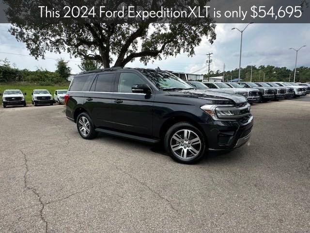 new 2024 Ford Expedition car, priced at $54,695