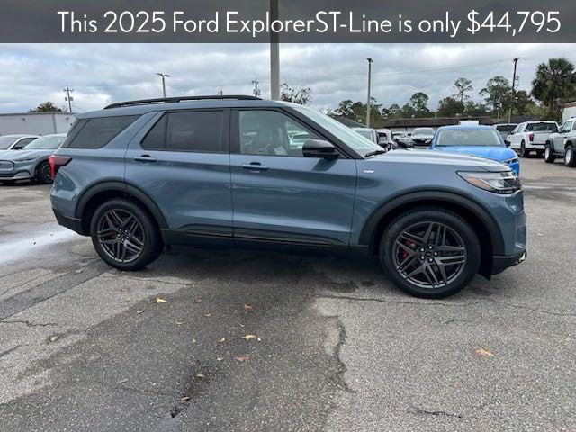 new 2025 Ford Explorer car, priced at $44,795