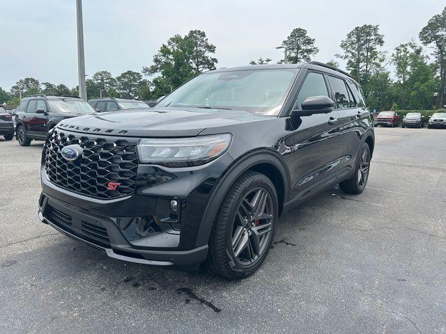 new 2025 Ford Explorer car, priced at $60,850