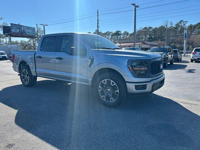 new 2025 Ford F-150 car, priced at $45,475