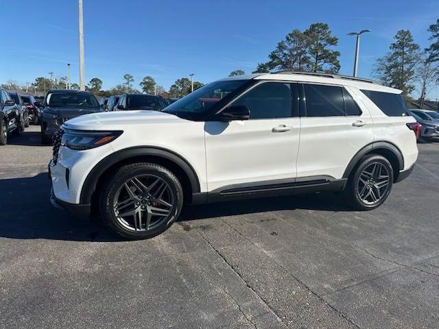 new 2025 Ford Explorer car, priced at $51,595