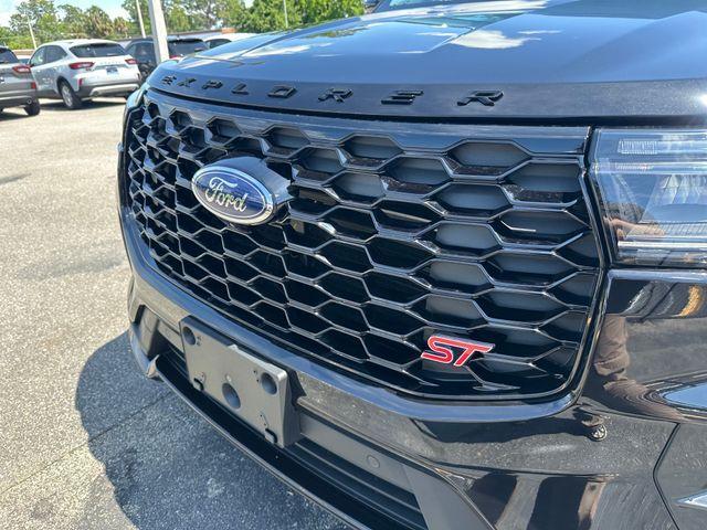 new 2025 Ford Explorer car, priced at $59,430