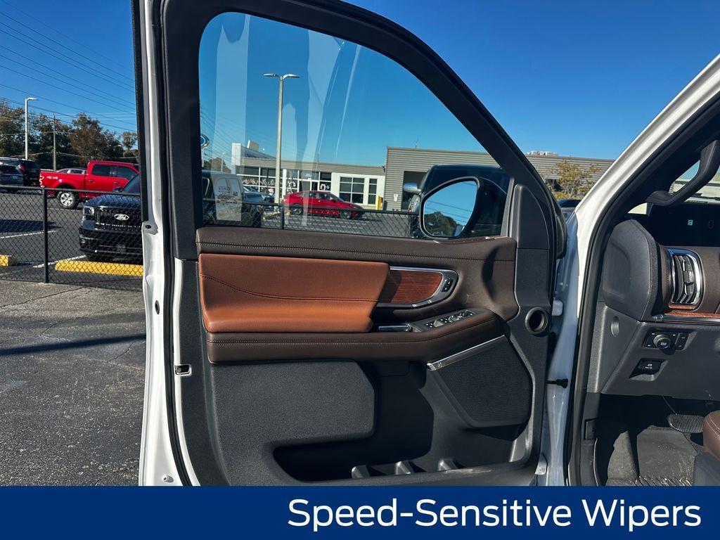 new 2025 Ford Expedition Max car, priced at $85,985