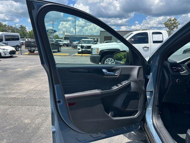 new 2025 Ford Escape car, priced at $34,675
