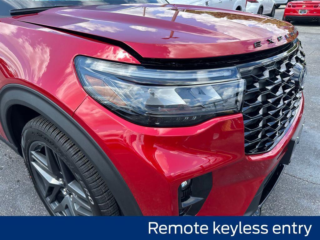 new 2025 Ford Explorer car, priced at $56,460
