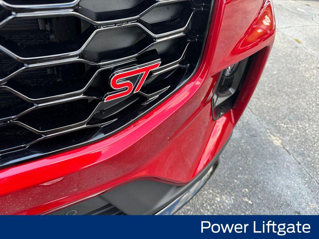 new 2025 Ford Explorer car, priced at $57,070