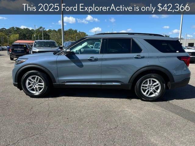 new 2025 Ford Explorer car, priced at $42,366