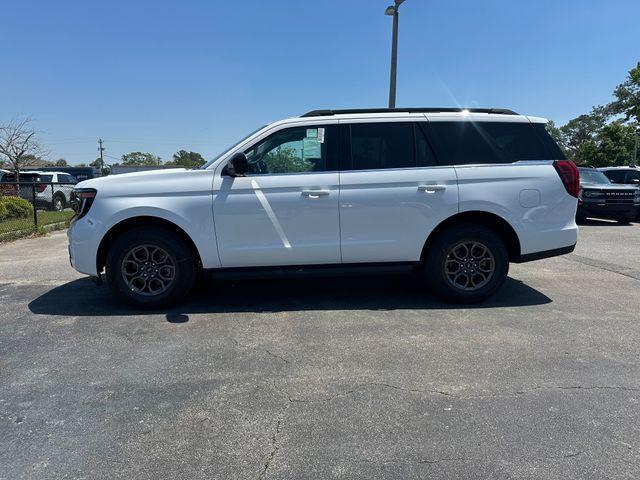 new 2025 Ford Expedition car, priced at $64,195