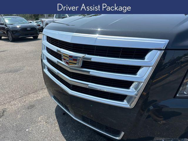 used 2019 Cadillac Escalade ESV car, priced at $32,473