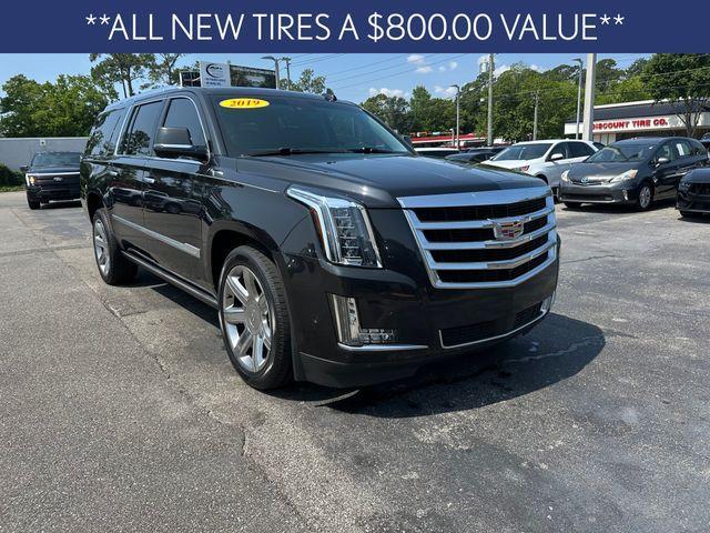 used 2019 Cadillac Escalade ESV car, priced at $32,473