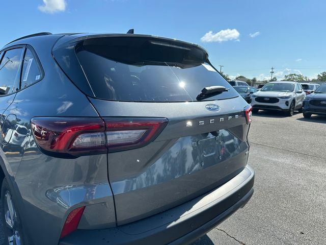 new 2025 Ford Escape car, priced at $31,394