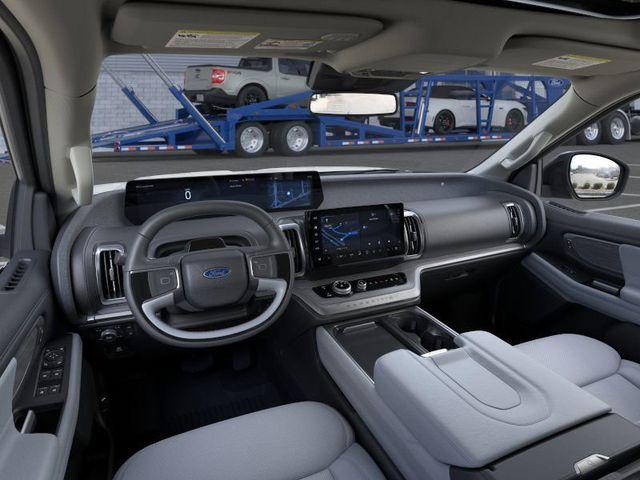 new 2025 Ford Expedition car, priced at $80,030