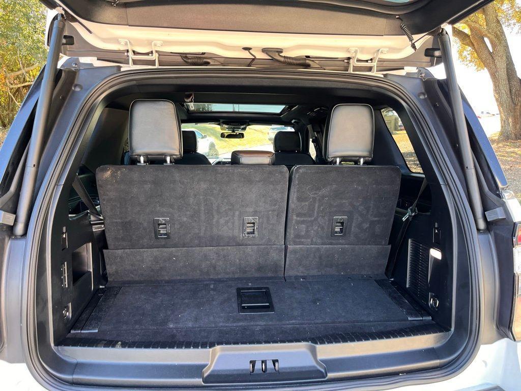 used 2021 Ford Expedition car, priced at $40,549