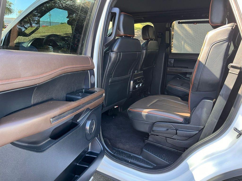 used 2021 Ford Expedition car, priced at $40,549