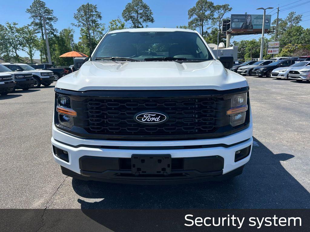 new 2025 Ford F-150 car, priced at $42,152