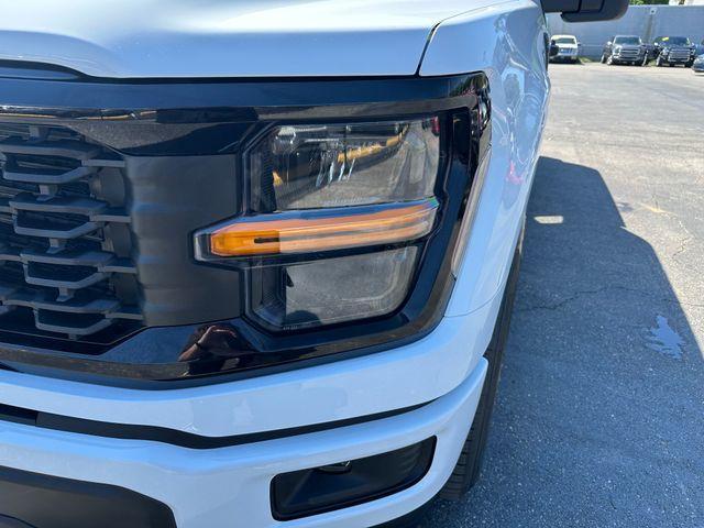 new 2025 Ford F-150 car, priced at $50,195