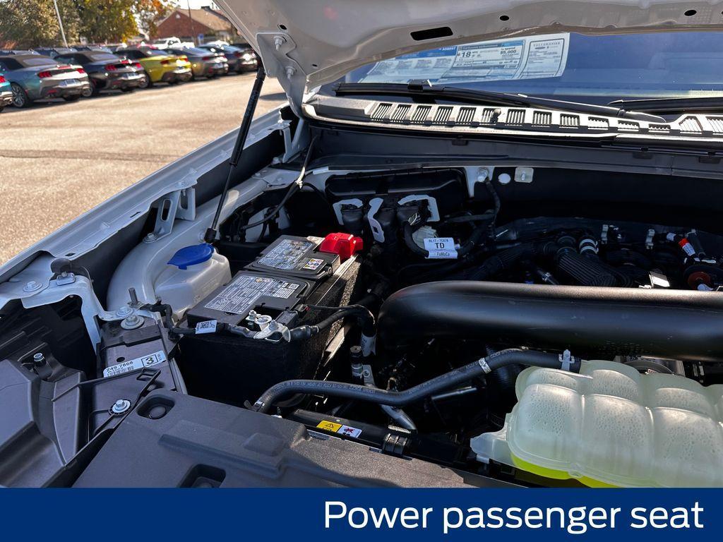 new 2025 Ford Expedition car, priced at $86,815