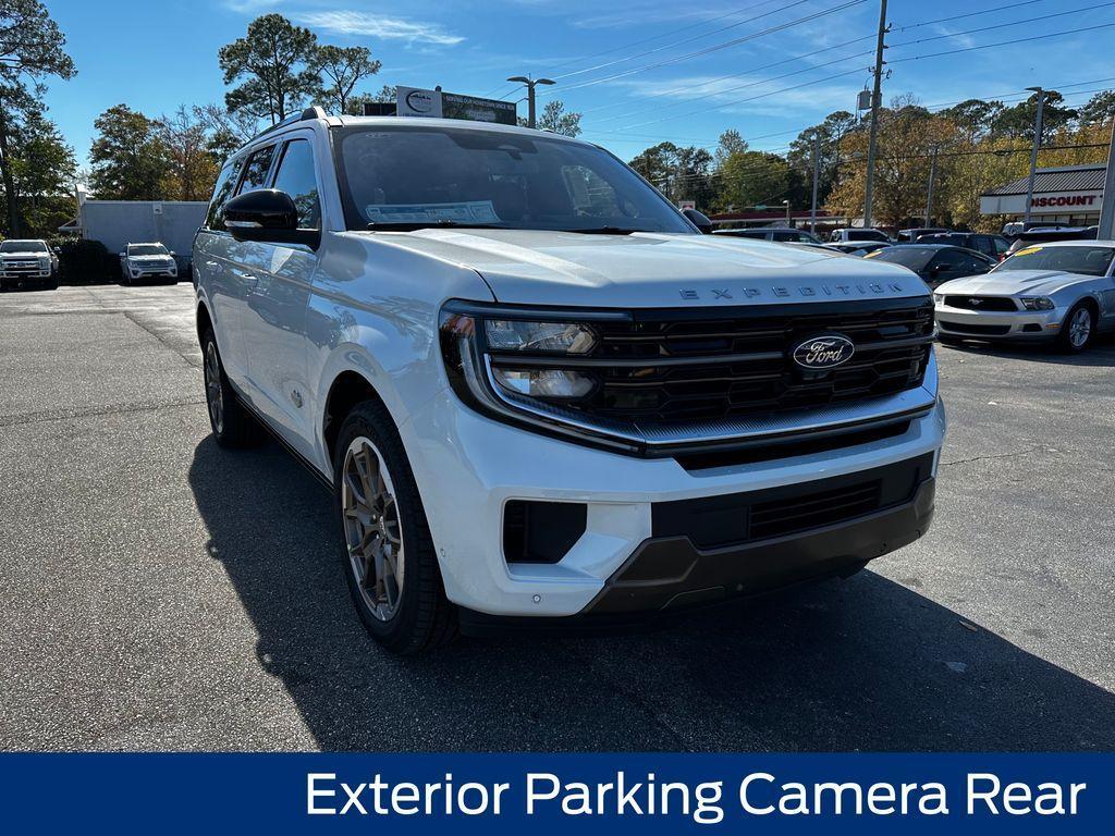 new 2025 Ford Expedition car, priced at $86,815