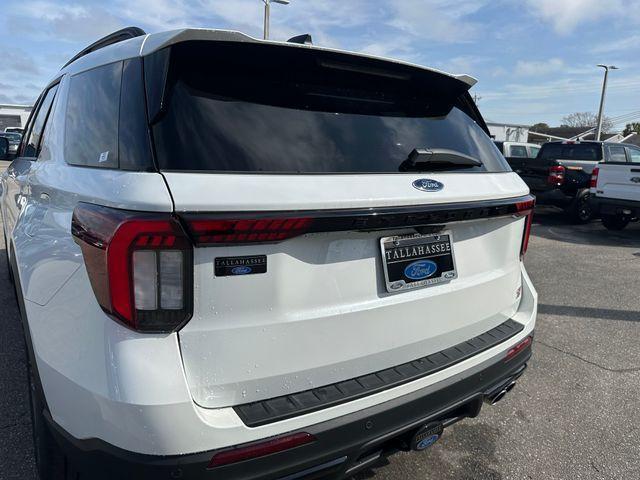 new 2025 Ford Explorer car, priced at $51,699