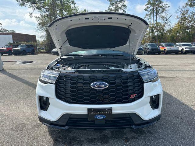 new 2025 Ford Explorer car, priced at $51,699