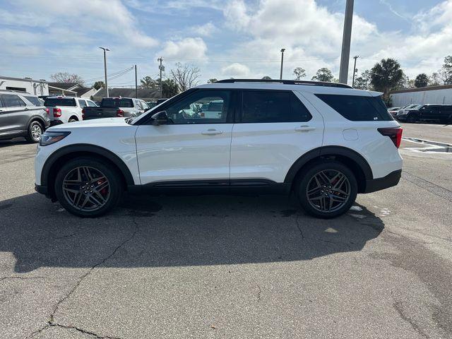 new 2025 Ford Explorer car, priced at $51,699