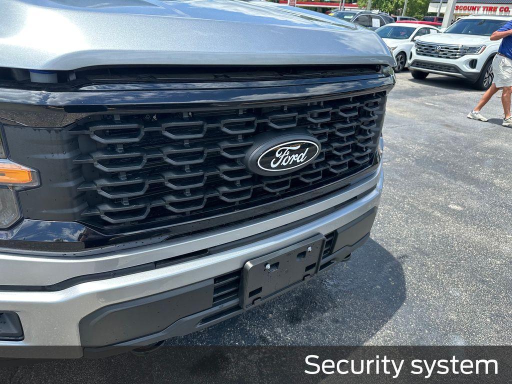 new 2025 Ford F-150 car, priced at $51,890