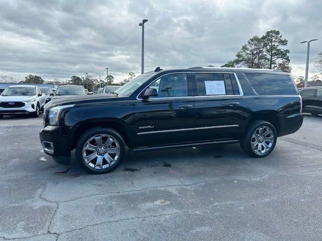 used 2016 GMC Yukon XL car, priced at $23,962