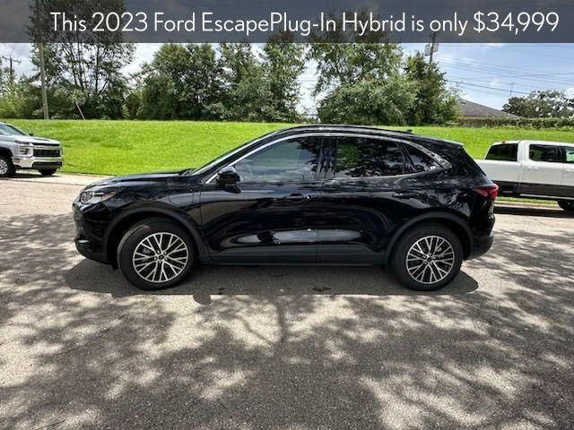 new 2023 Ford Escape car, priced at $34,999