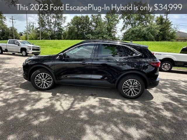 new 2023 Ford Escape car, priced at $34,999