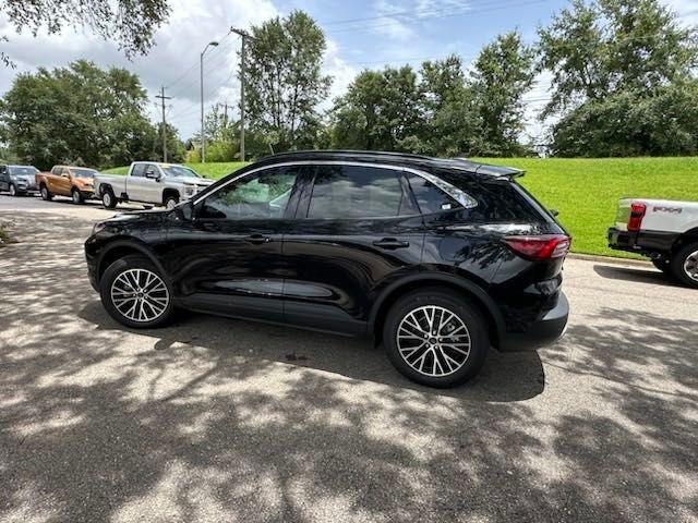 new 2023 Ford Escape car, priced at $34,999