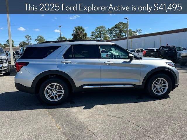 new 2025 Ford Explorer car, priced at $40,245