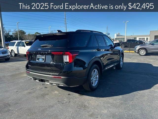 new 2025 Ford Explorer car, priced at $41,245