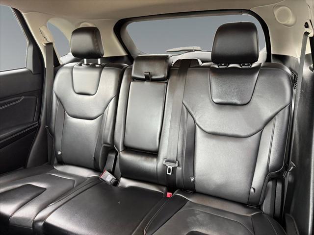 used 2022 Ford Edge car, priced at $25,532