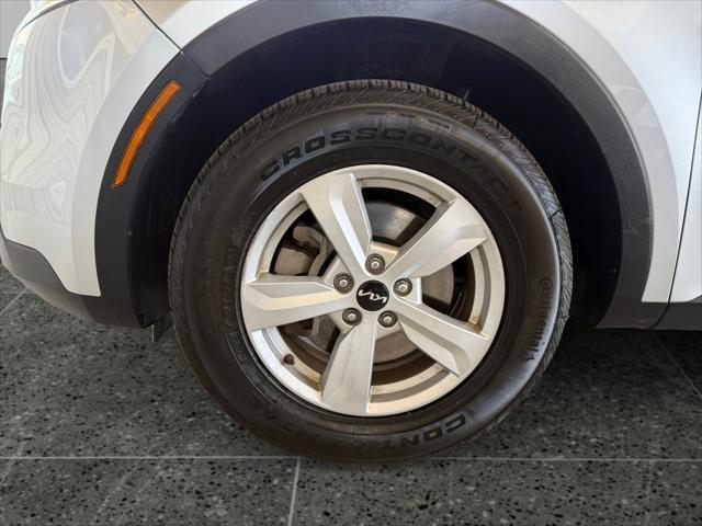 used 2022 Kia Sorento car, priced at $23,275