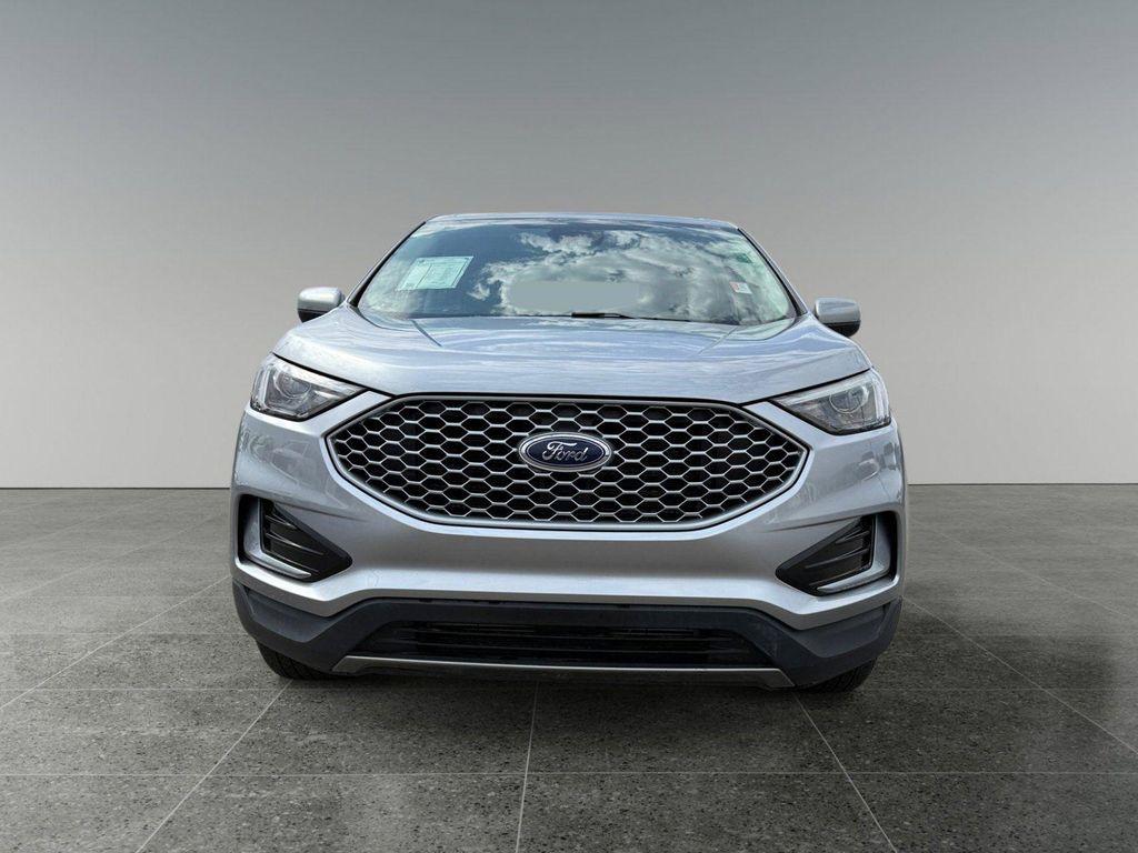 used 2024 Ford Edge car, priced at $26,895