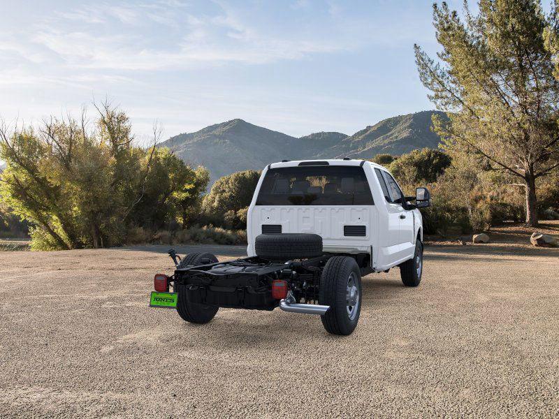 new 2025 Ford F-350 car, priced at $58,950