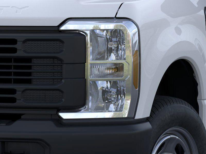 new 2025 Ford F-350 car, priced at $58,950