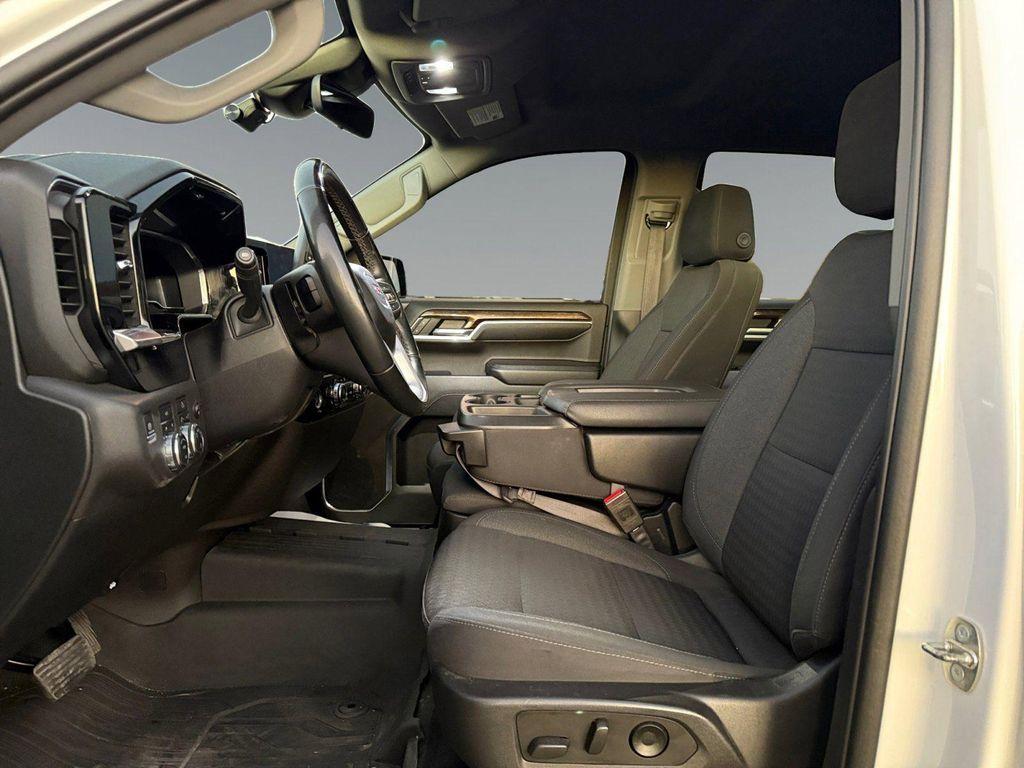 used 2023 GMC Sierra 1500 car, priced at $39,995