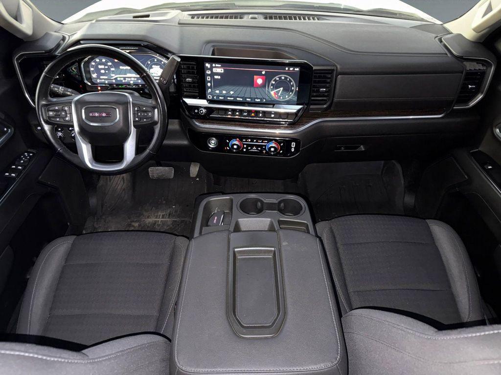 used 2023 GMC Sierra 1500 car, priced at $39,995