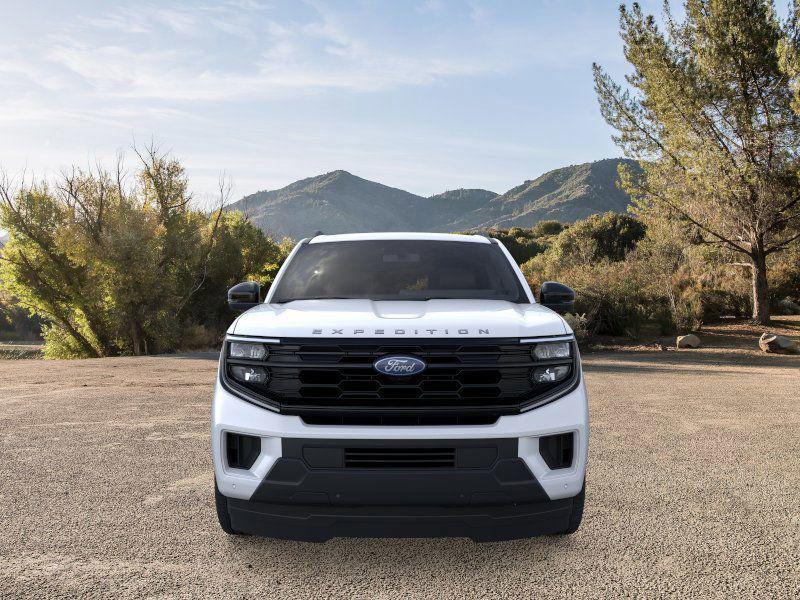 new 2025 Ford Expedition car, priced at $73,100