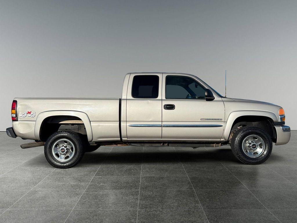 used 2004 GMC Sierra 2500 car, priced at $10,495