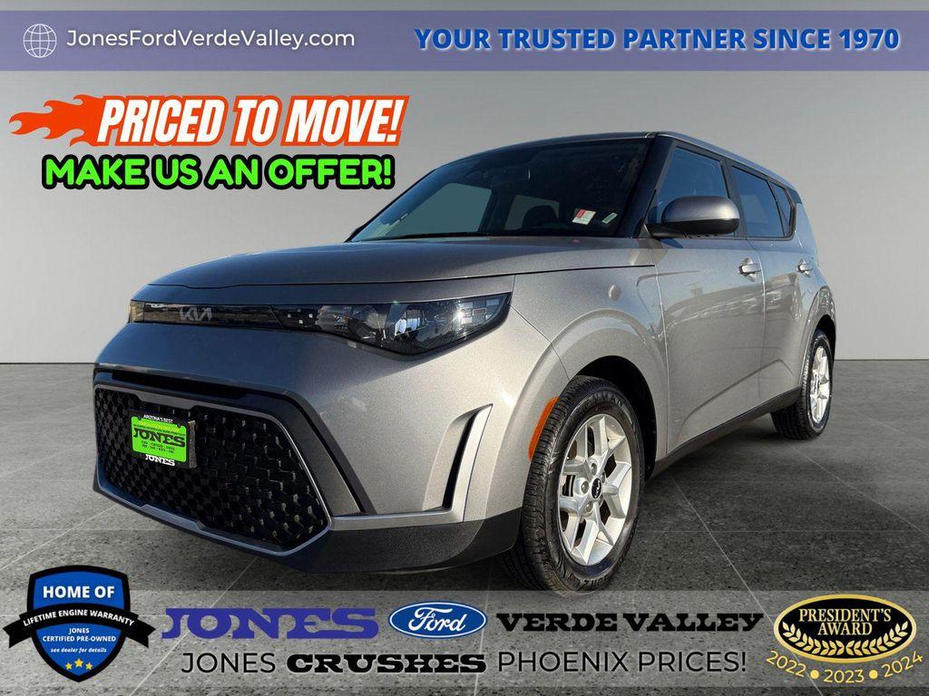 used 2023 Kia Soul car, priced at $17,465