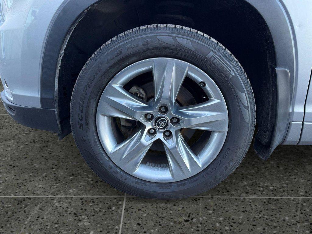 used 2016 Toyota Highlander car, priced at $17,795