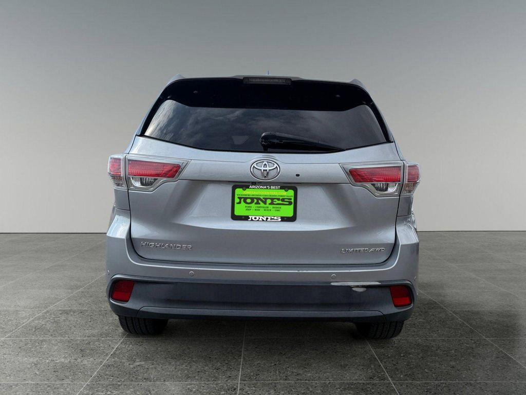used 2016 Toyota Highlander car, priced at $17,795