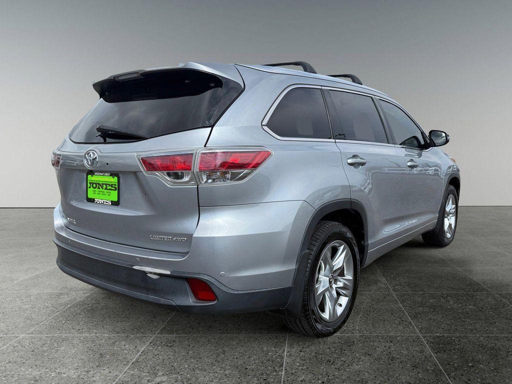 used 2016 Toyota Highlander car, priced at $17,795